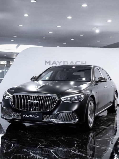 重庆201岚图汽车的售后服务让用户无忧出行，迈巴赫未来的豪华车趋势